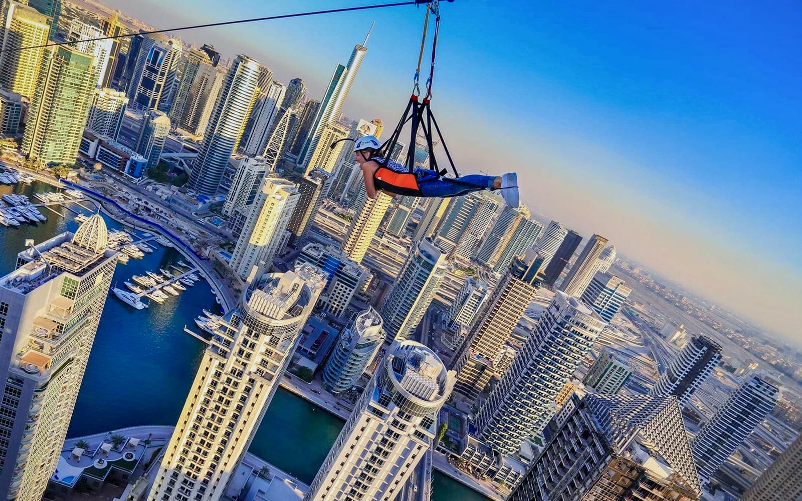 f9752ebe2bff355c4417fbc8ca90dc7c-9796-dubai-xdubai-zipline-dubai-marina-01.jpg