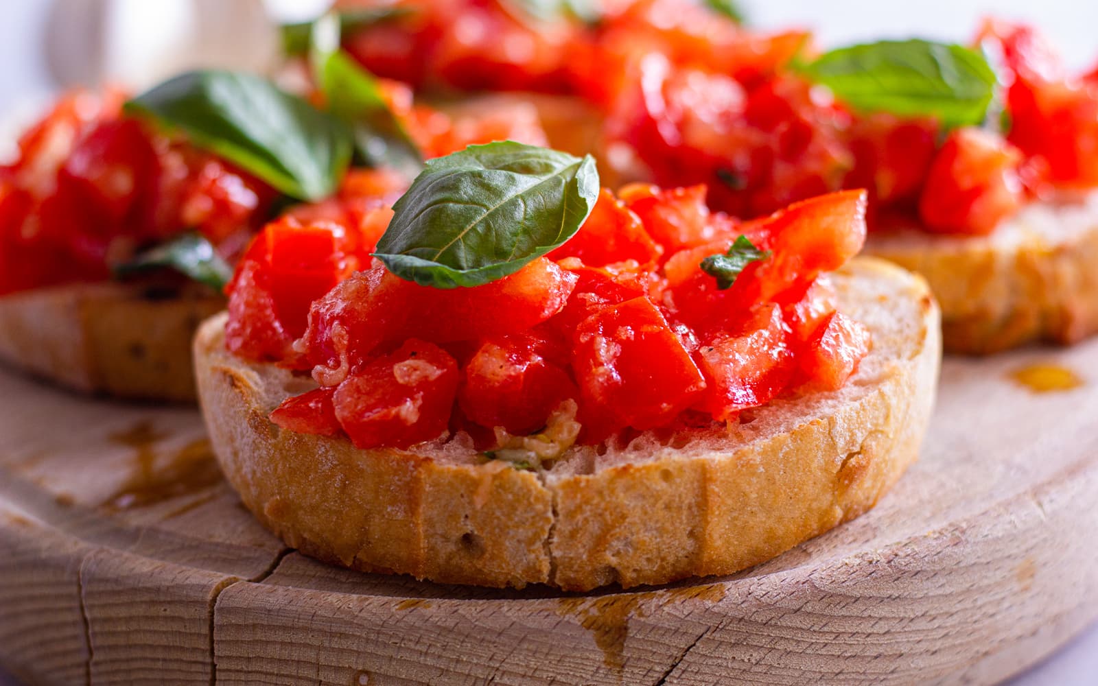 1-Hour Sightseeing Cruise in Florence with Tuscan Lunch tickets in Florence - Highlights | TickYourList
