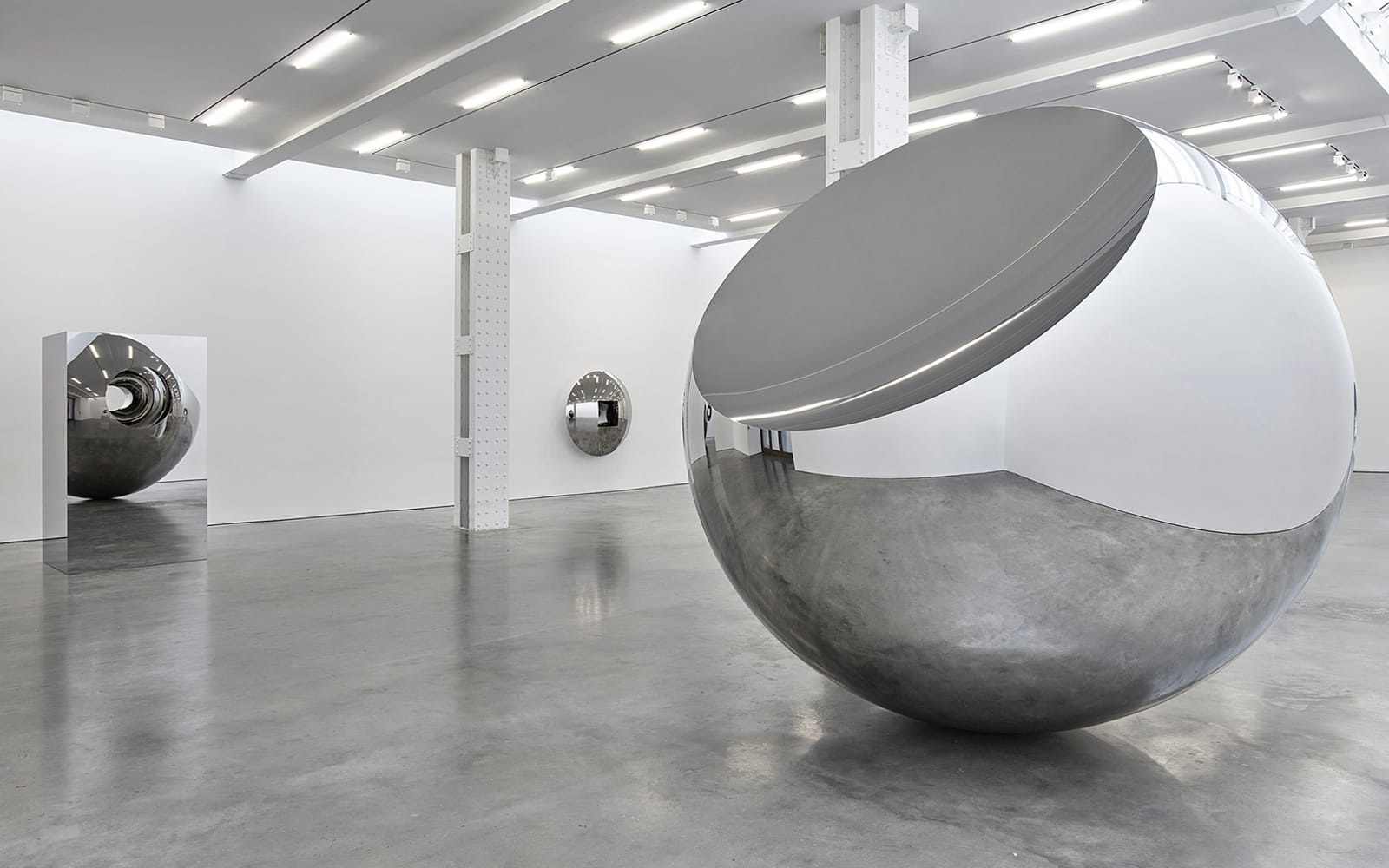 Anish Kapoor Untrue Unreal Exhibition Tickets at Palazzo Strozzi in Florence - Activities | TickYourList