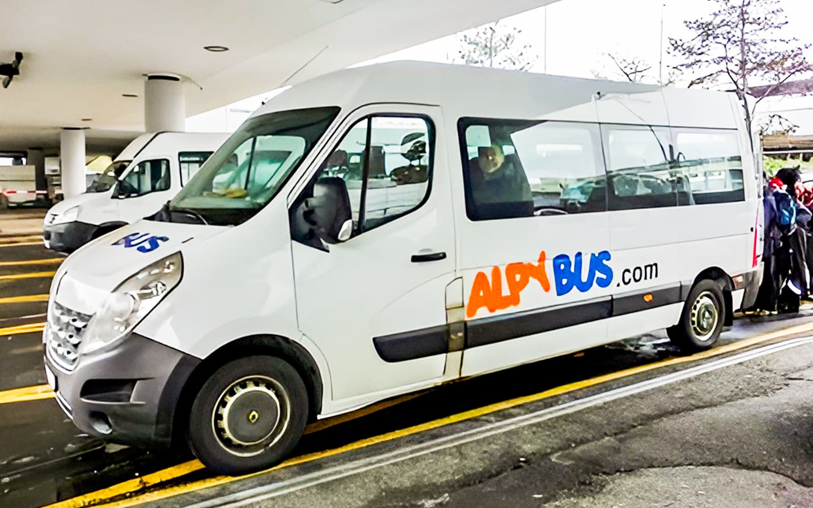 AlpyBus One-Way Tickets: Geneva Airport to/from Morzine Bus Terminal in Geneva - Activities | TickYourList
