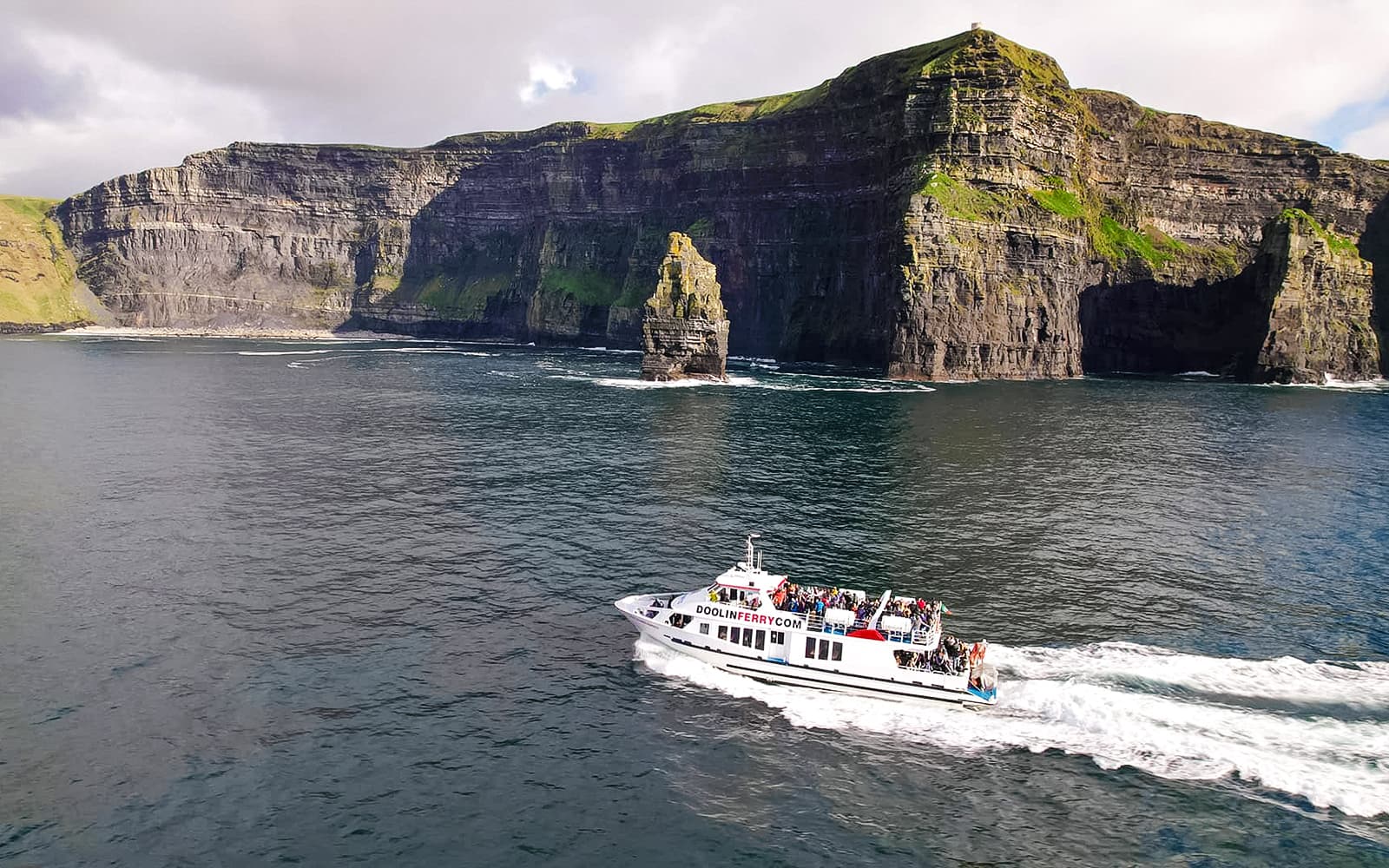From Galway: Small-Group Cliffs, Aran Islands & Connemara Full-Day Tour with Hotel Pick-Up