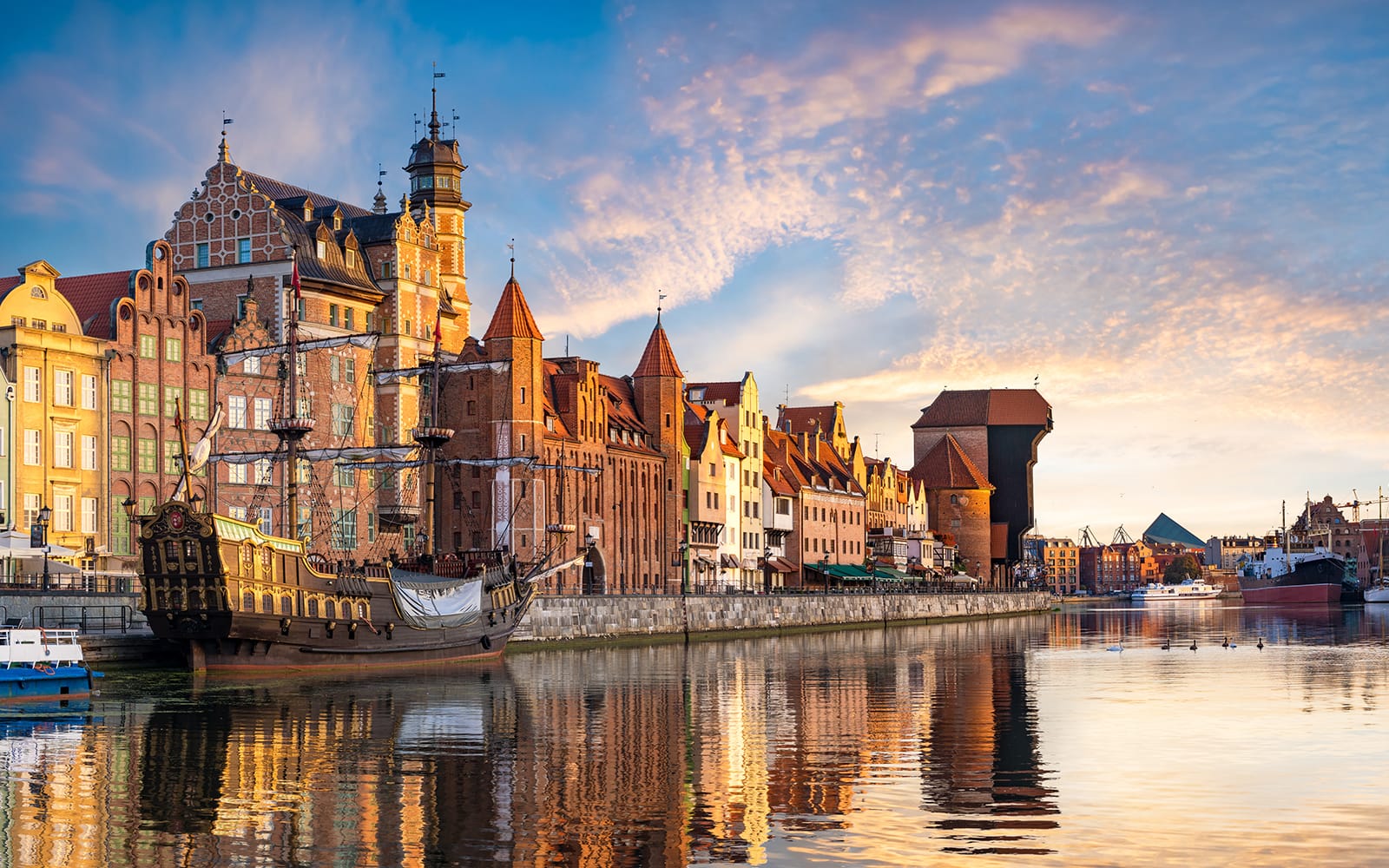 One-Way Tickets: Lech Walesa Gdansk Airport (GDN) to/from Sopot in Gdansk - Highlights | TickYourList