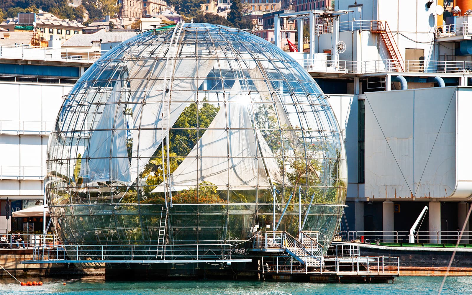 Combo: Genoa Aquarium + Christopher Columbus House Tickets in Genoa - Features | TickYourList