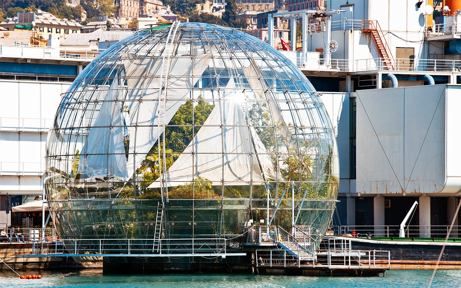 Combo: Genoa Aquarium + Christopher Columbus House Tickets in Genoa - Features | TickYourList
