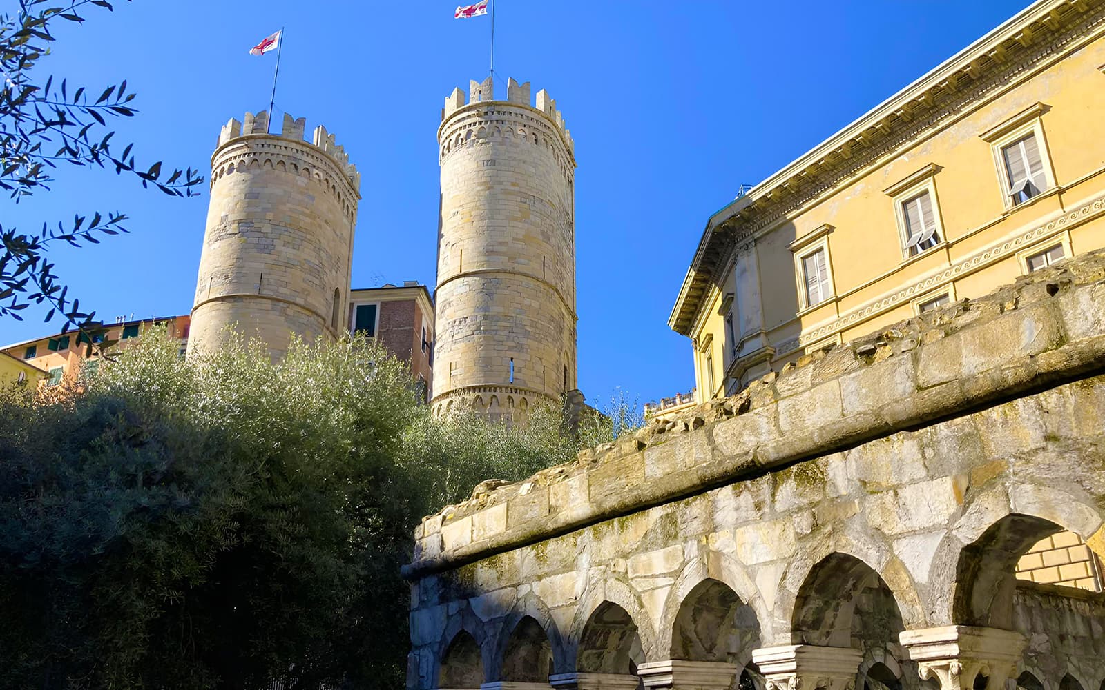 Tickets to the Aquarium of Genoa and Columbus' House in Genoa - Activities | TickYourList