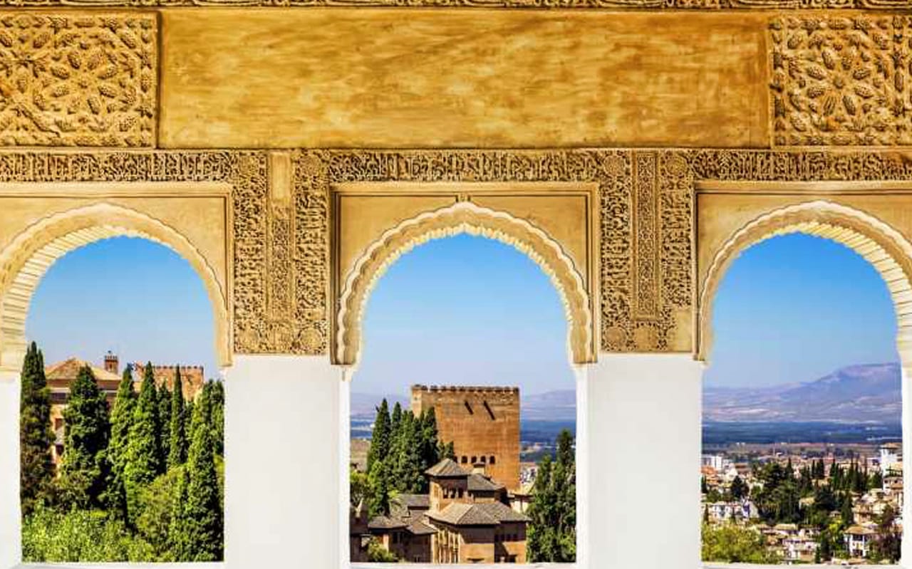 Alhambra Premium Skip-the-Line Guided Tour with Nasrid Palaces tickets in Granada - Highlights | TickYourList