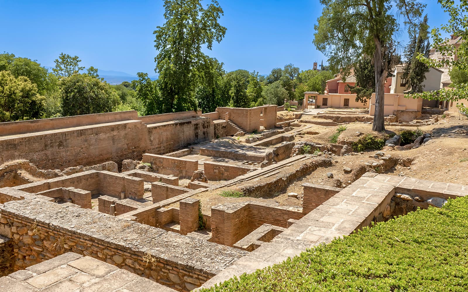 Alhambra Surroundings Tour tickets in Granada - Activities | TickYourList