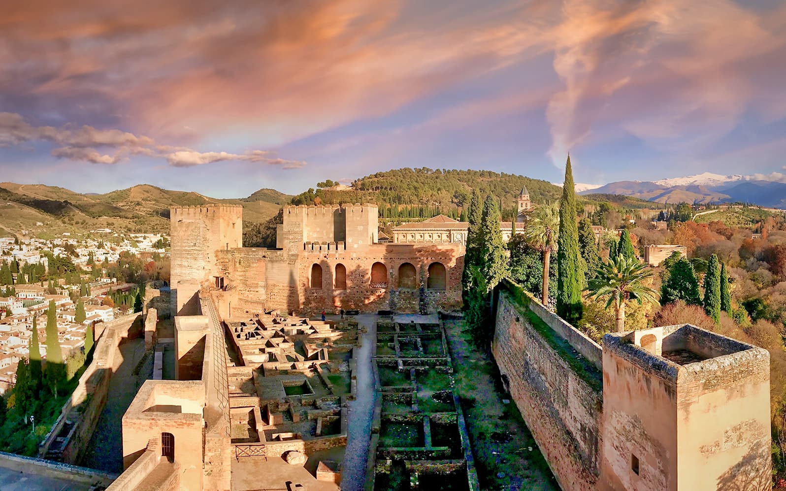 Skip-the-Line Guided Tour of Alhambra, Generalife & Alcazaba tickets in Granada - Highlights | TickYourList