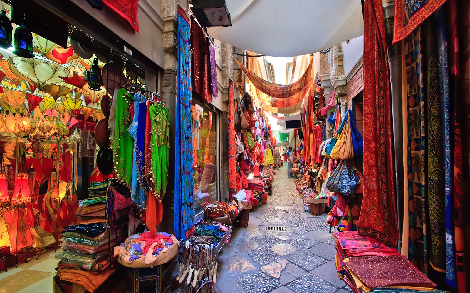 Albaicin & Sacromonte Guided Tour tickets in Granada - Features | TickYourList