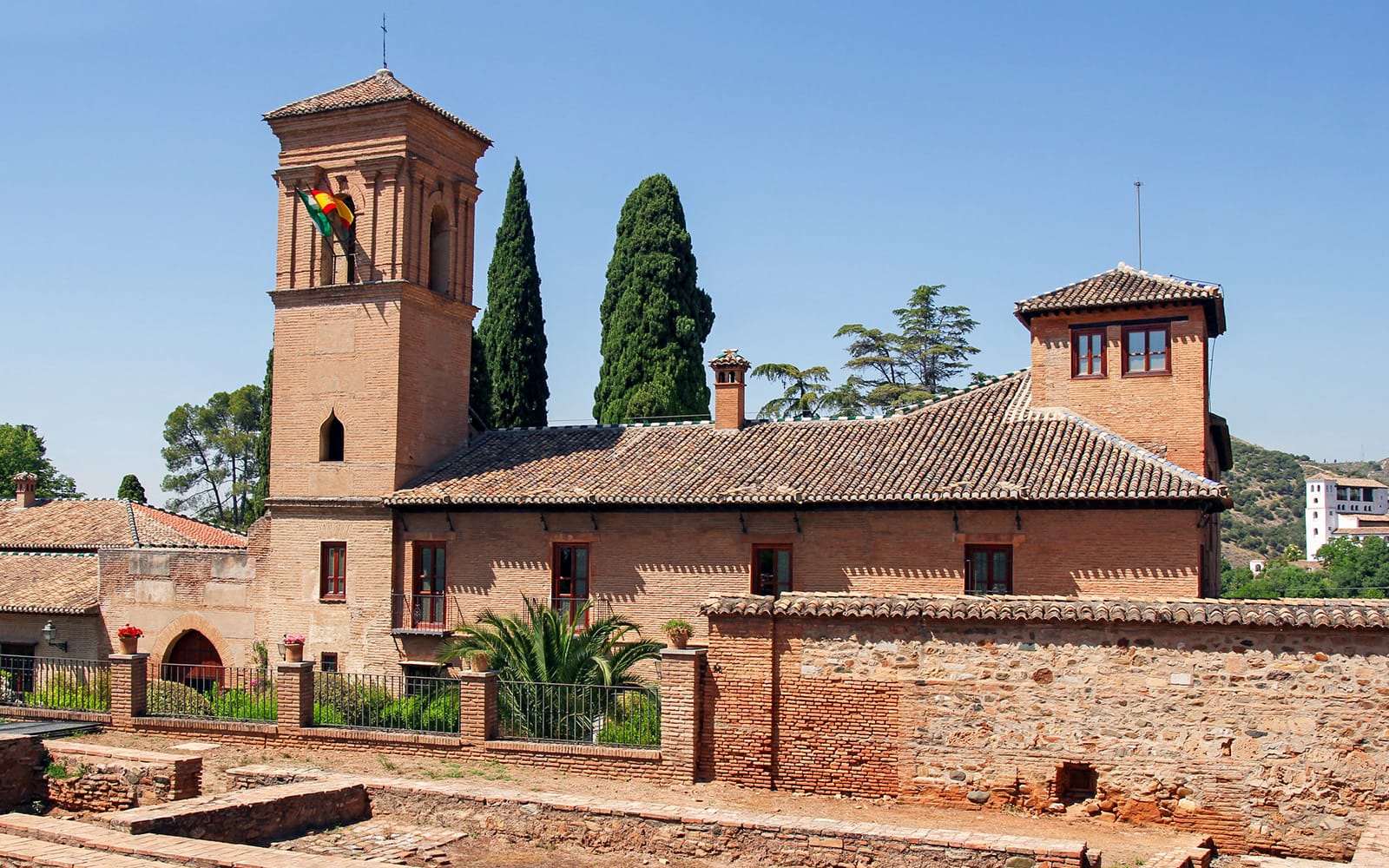 Skip-the-Line Tickets to Alhambra & Nasrid Palaces with Audio Guide in Granada - Attractions | TickYourList