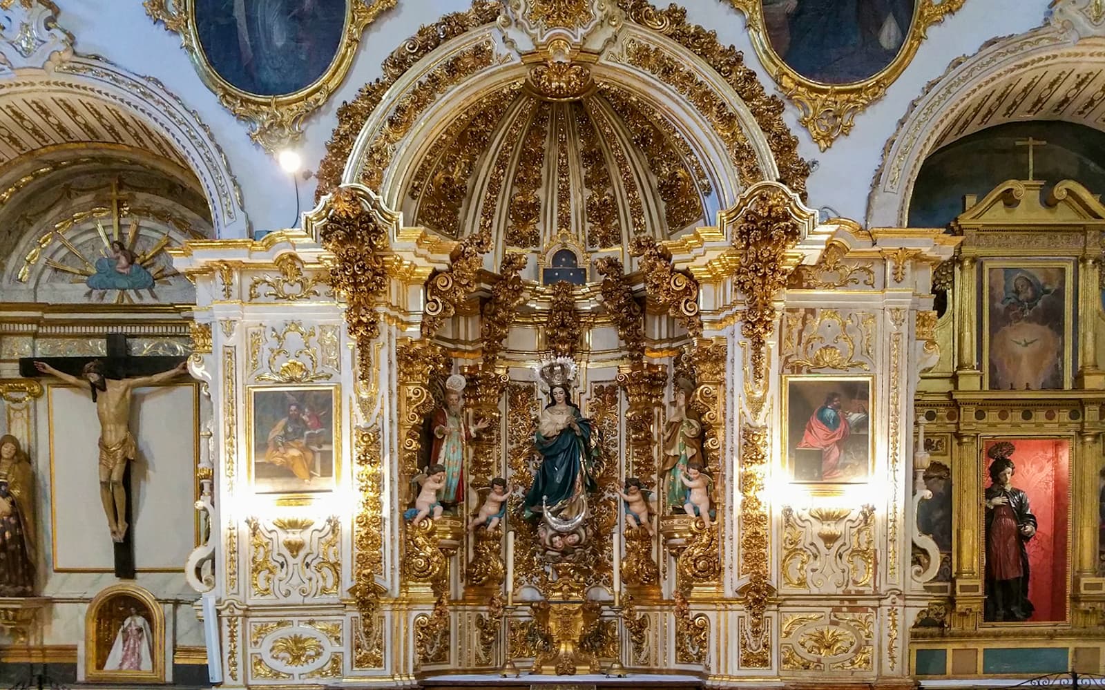 Cathedral and Royal Chapel + Albaicin and Sacromonte tickets in Granada - Activities | TickYourList