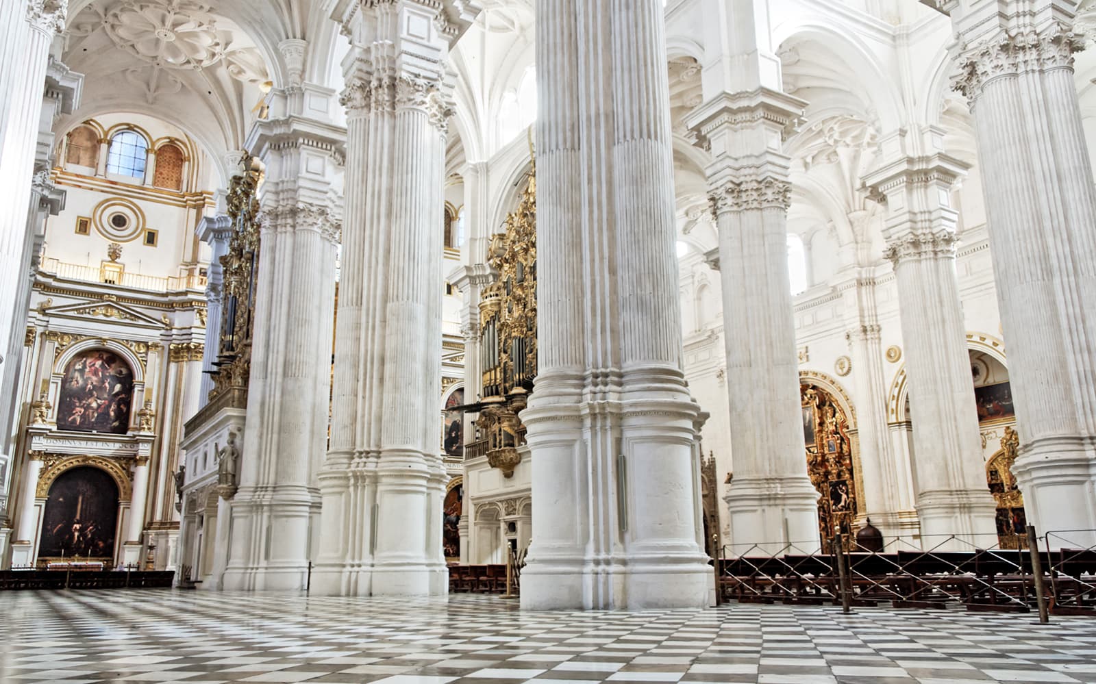 Cathedral and Royal Chapel + Albaicin and Sacromonte tickets in Granada - Features | TickYourList