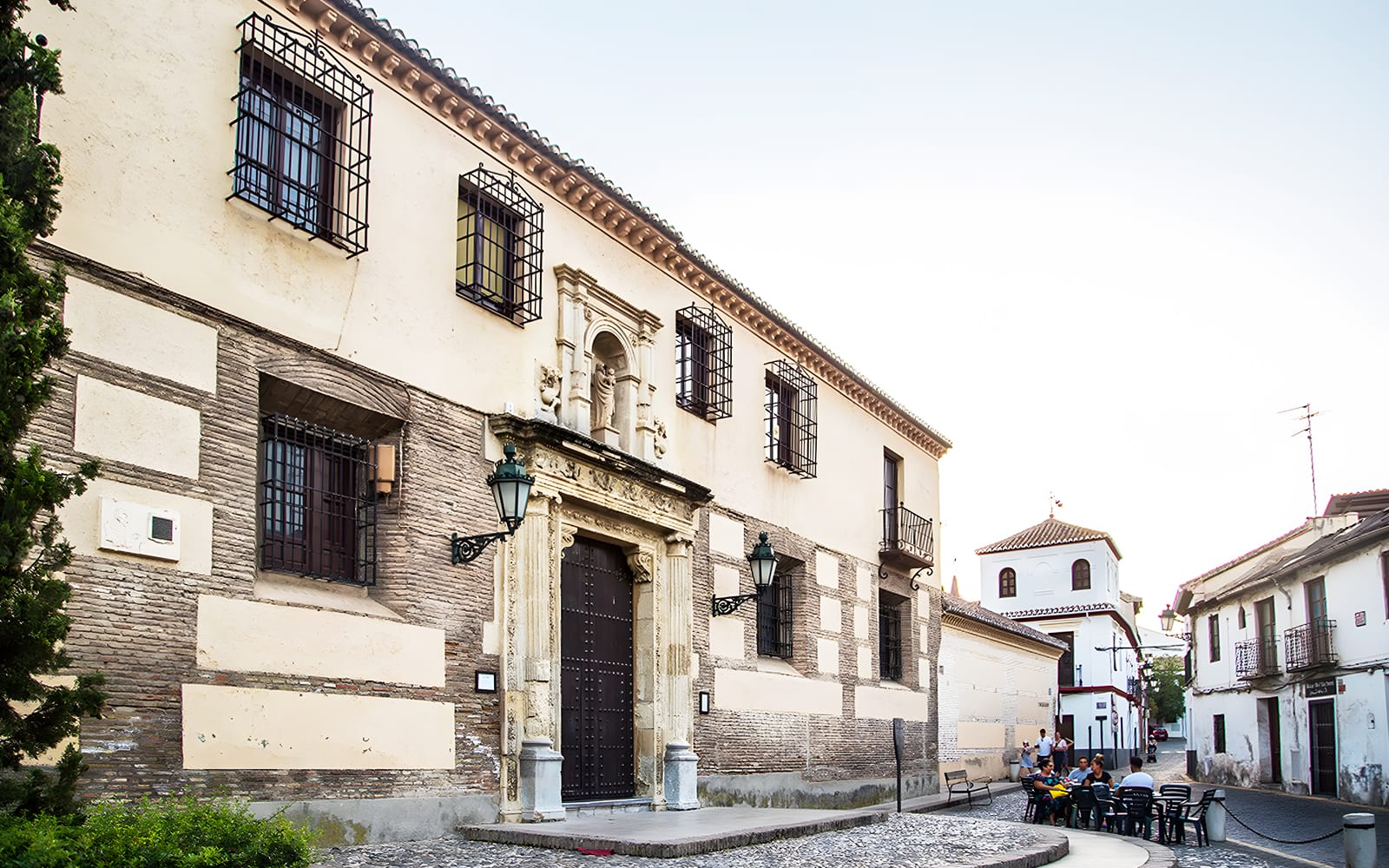 2-Hour Guided Night Walking Tour of Albaicin and Sacromonte tickets in Granada - Attractions | TickYourList