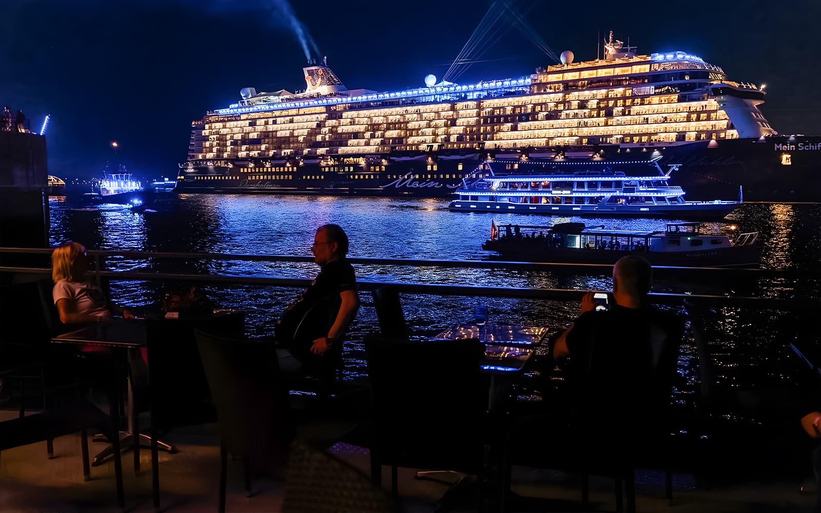Hamburg Evening Lights Speicherstadt & Harbor Cruise tickets in Hamburg - Features | TickYourList