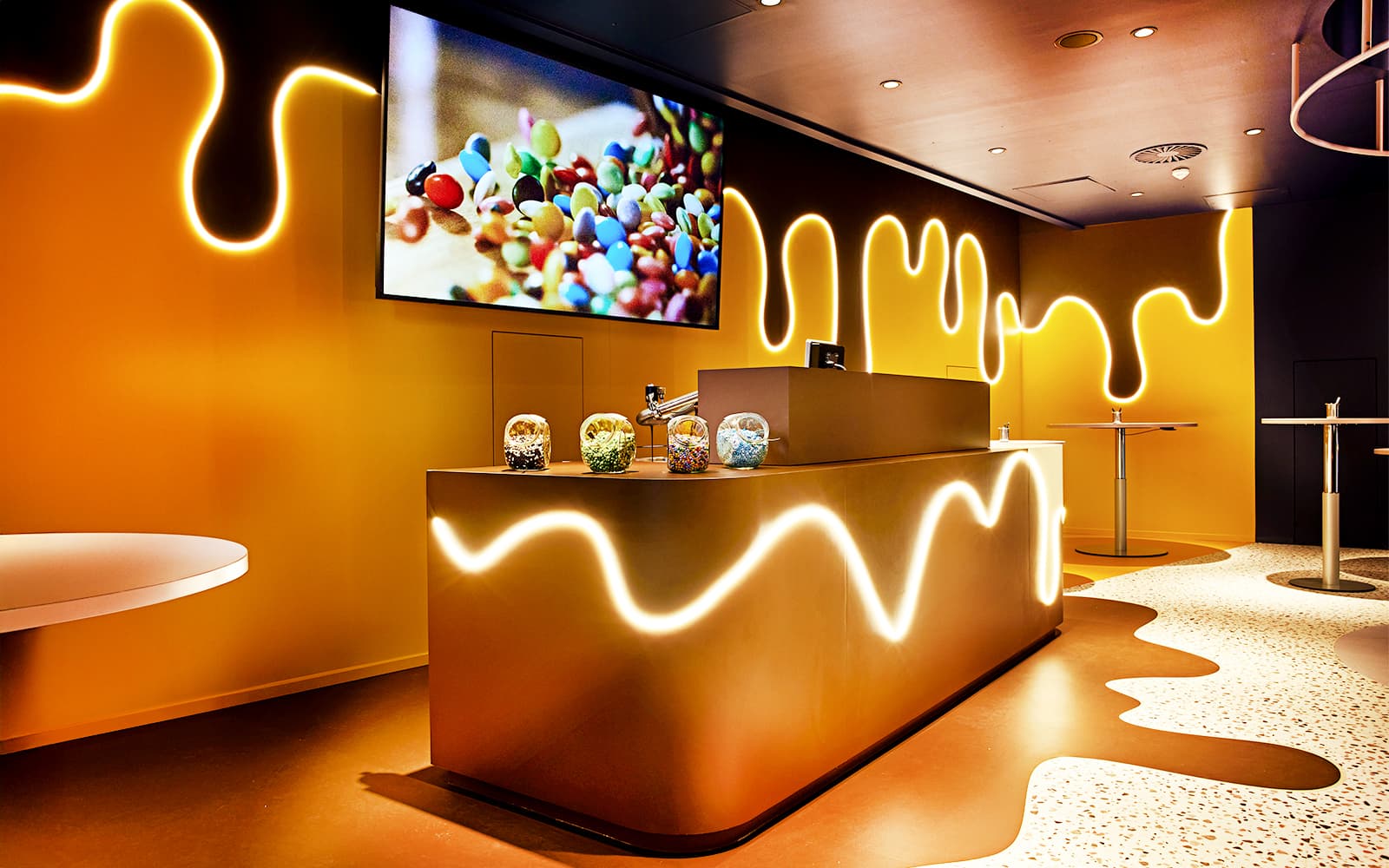 Chocoversum Guided Tour with Tastings tickets in Hamburg - Attractions | TickYourList