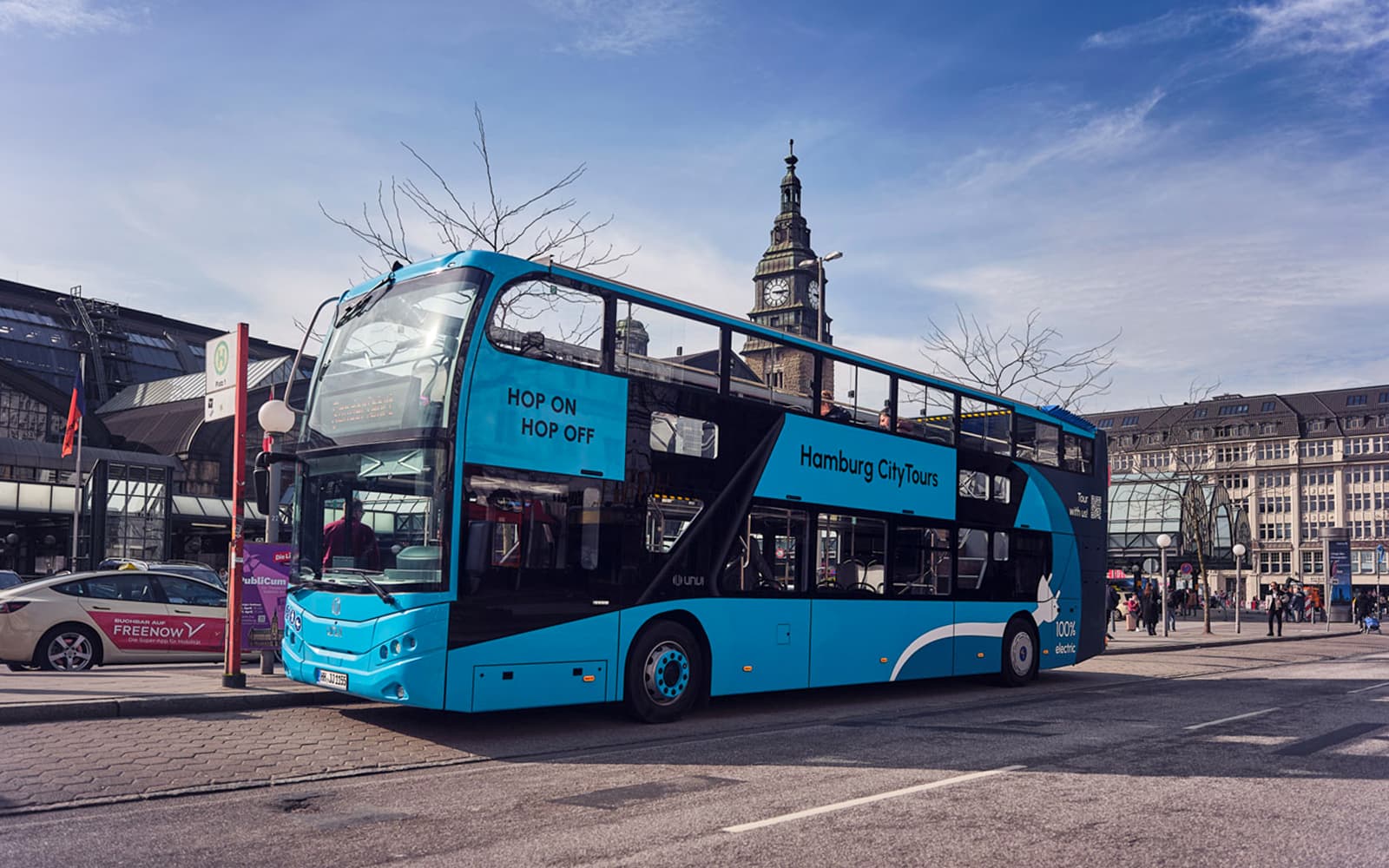 Stadtrundfahrt: Hamburg Hop-On Hop-Off Bus Tour with Optional Alster Lake or Harbor Cruise tickets in Hamburg - Activities | TickYourList