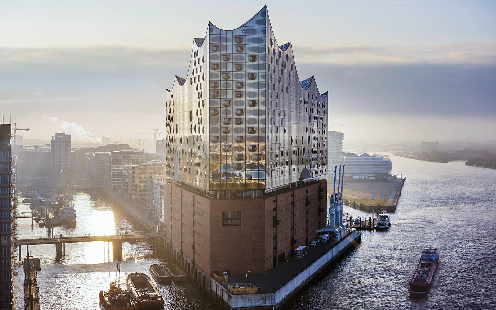 Elbphilharmonie Exterior Guided Walking Tour tickets in Hamburg - Highlights | TickYourList
