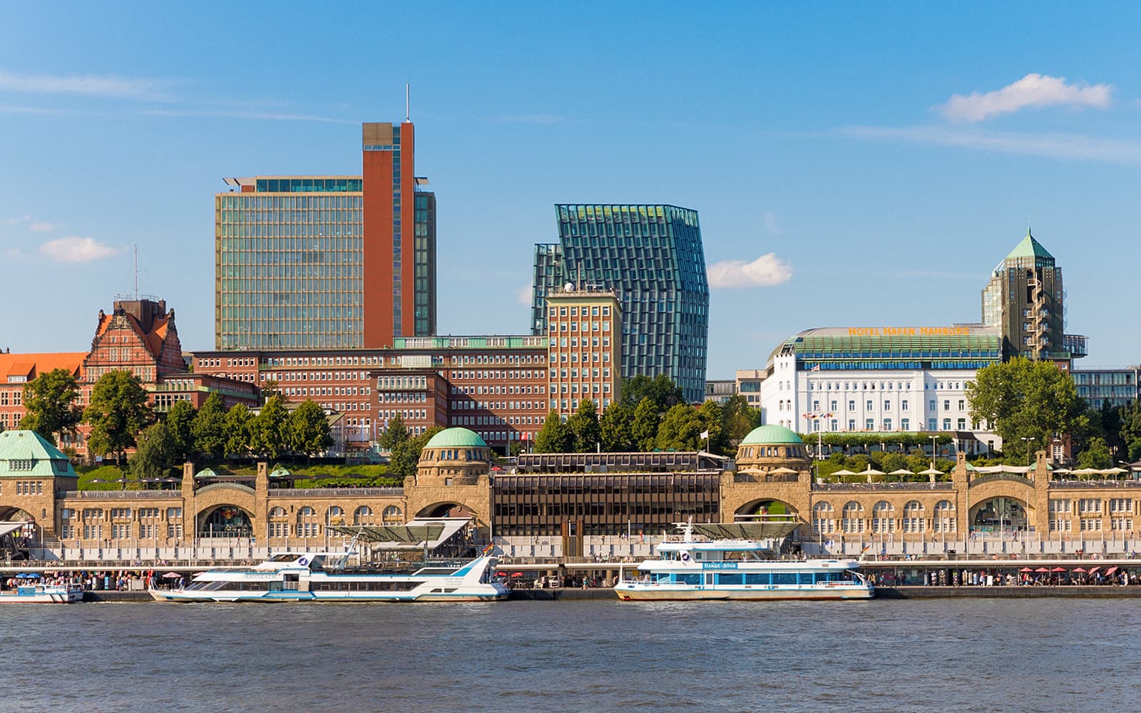 2-Hour Harbor Cruise in Hamburg with Live Commentary in German tickets in Hamburg - Highlights | TickYourList