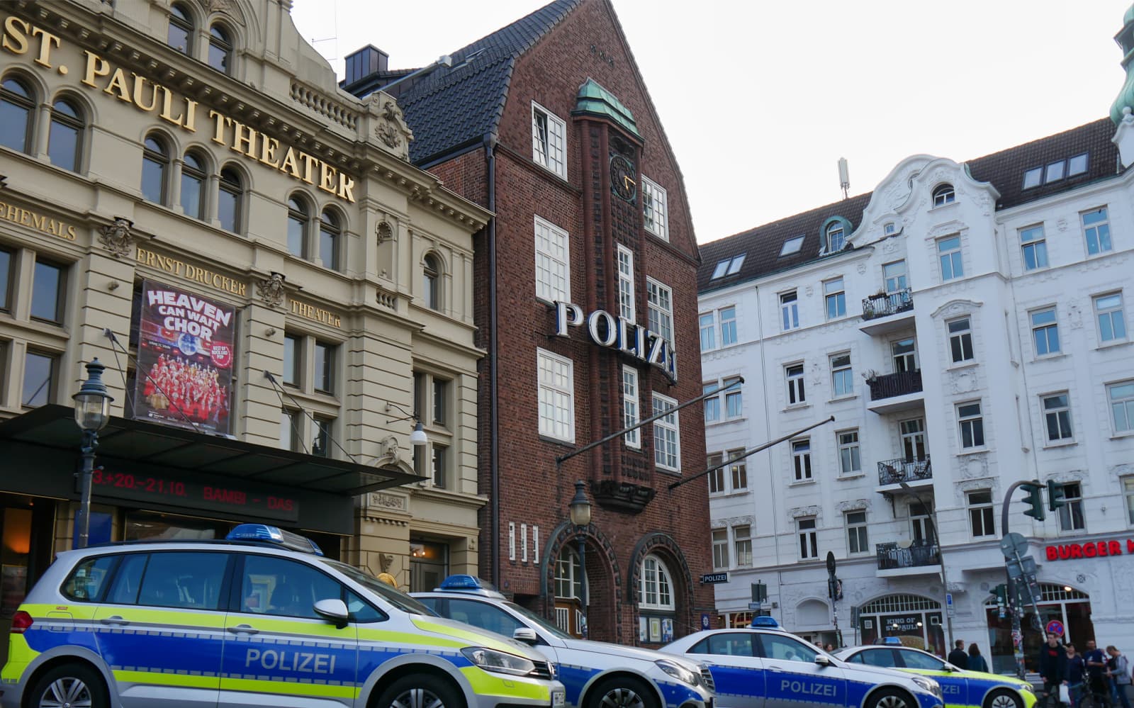 Red & Blue Light Reeperbahn Guided Tour - Above 18 Only tickets in Hamburg - Attractions | TickYourList
