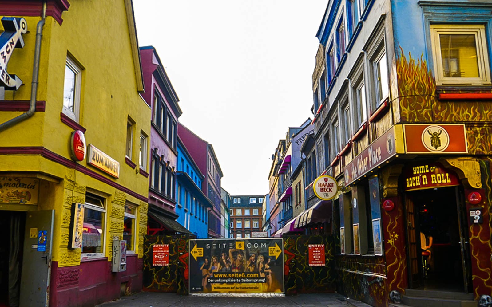 Over 18 - Blue and Red Light Tour in Hamburg St Pauli tickets in Hamburg - Activities | TickYourList