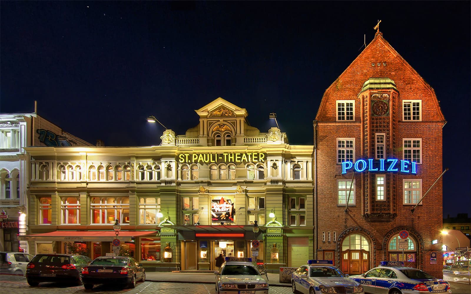 Walking Tour of Reeperbahn & St. Pauli