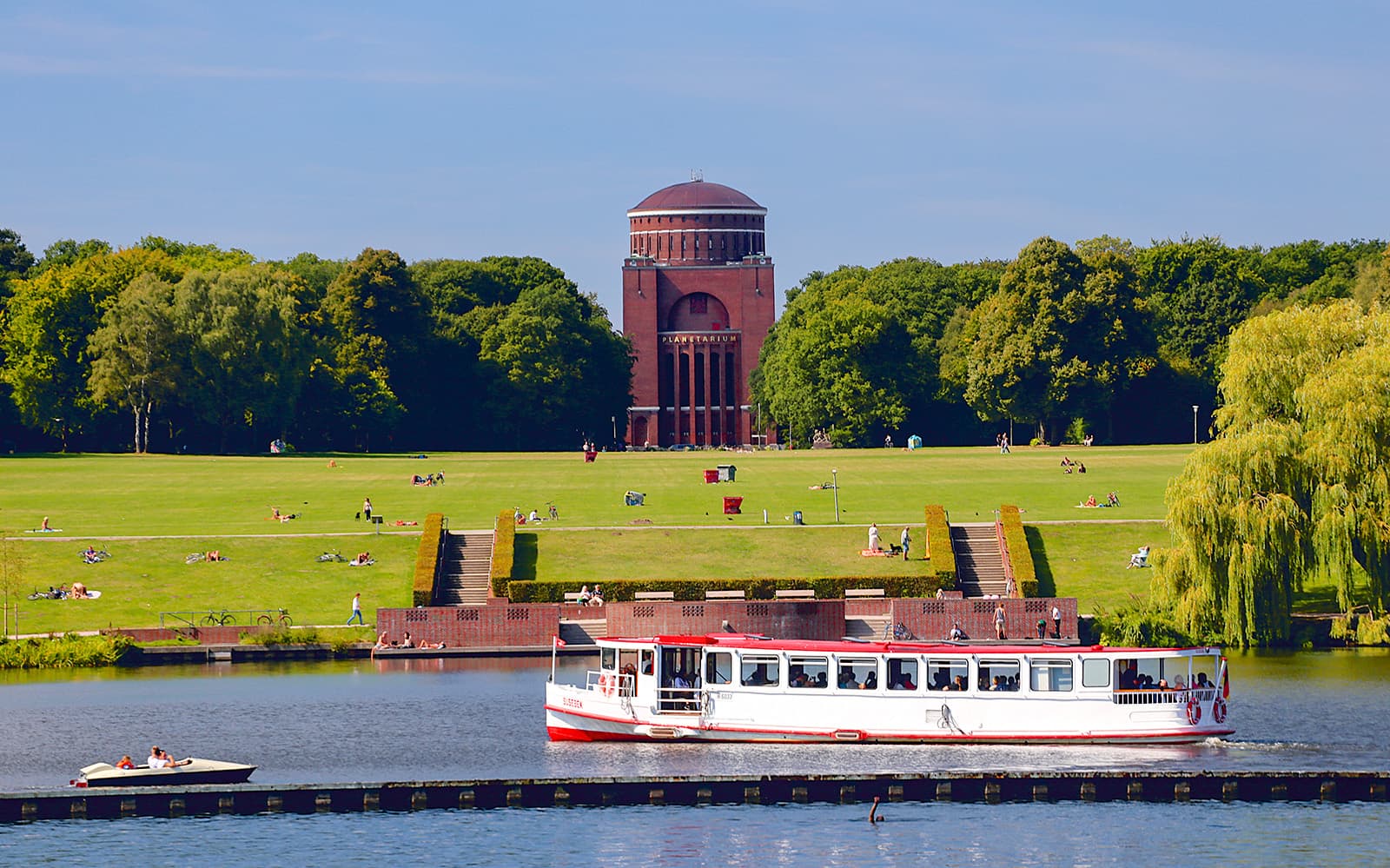 Sightseeing Canal Tour along the Alster tickets in Hamburg - Attractions | TickYourList