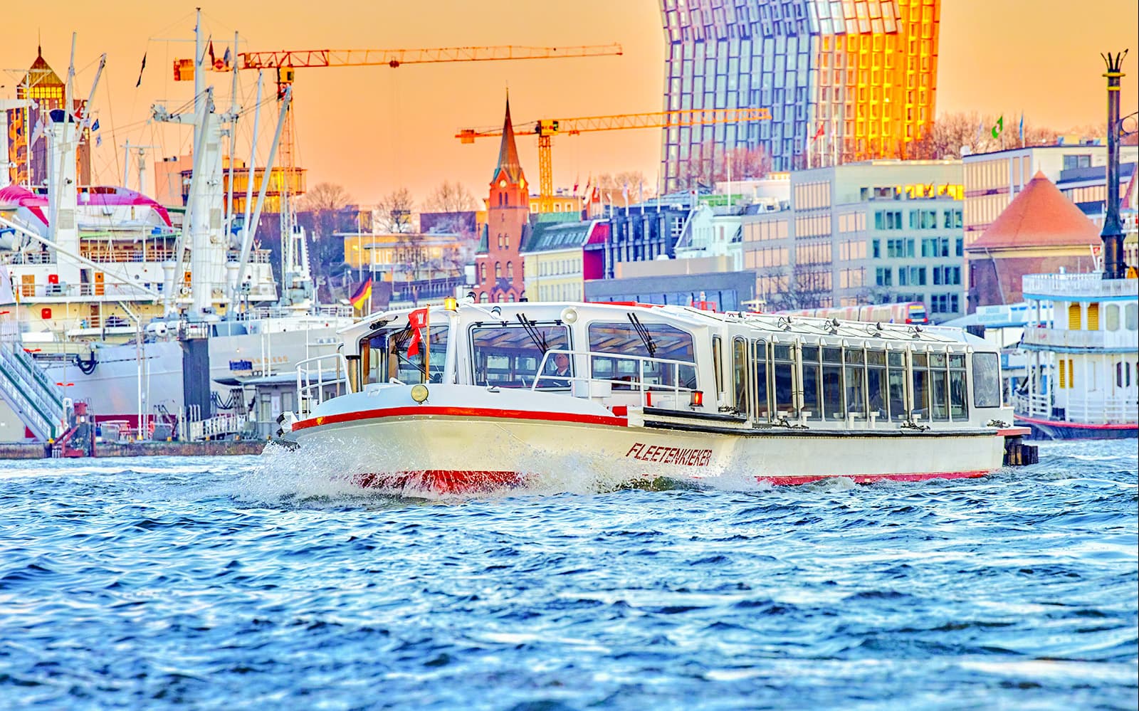 2-Hour Hamburg Canal and Hafencity Cruise
