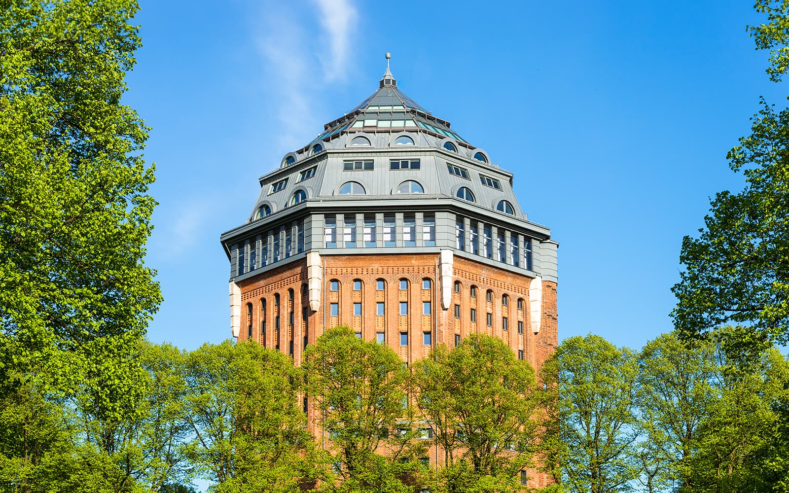 Guided Walking Food Tour of Sternschanze tickets in Hamburg - Features | TickYourList