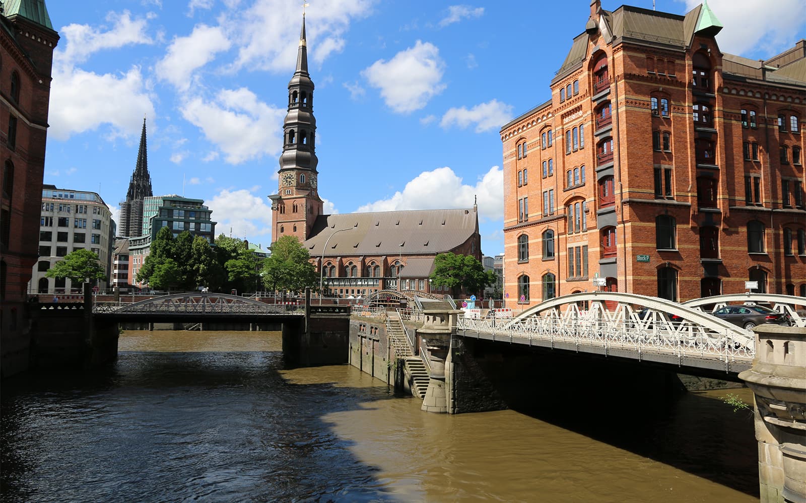 Elbphilharmonie, Warehouse District & City Combo Tour