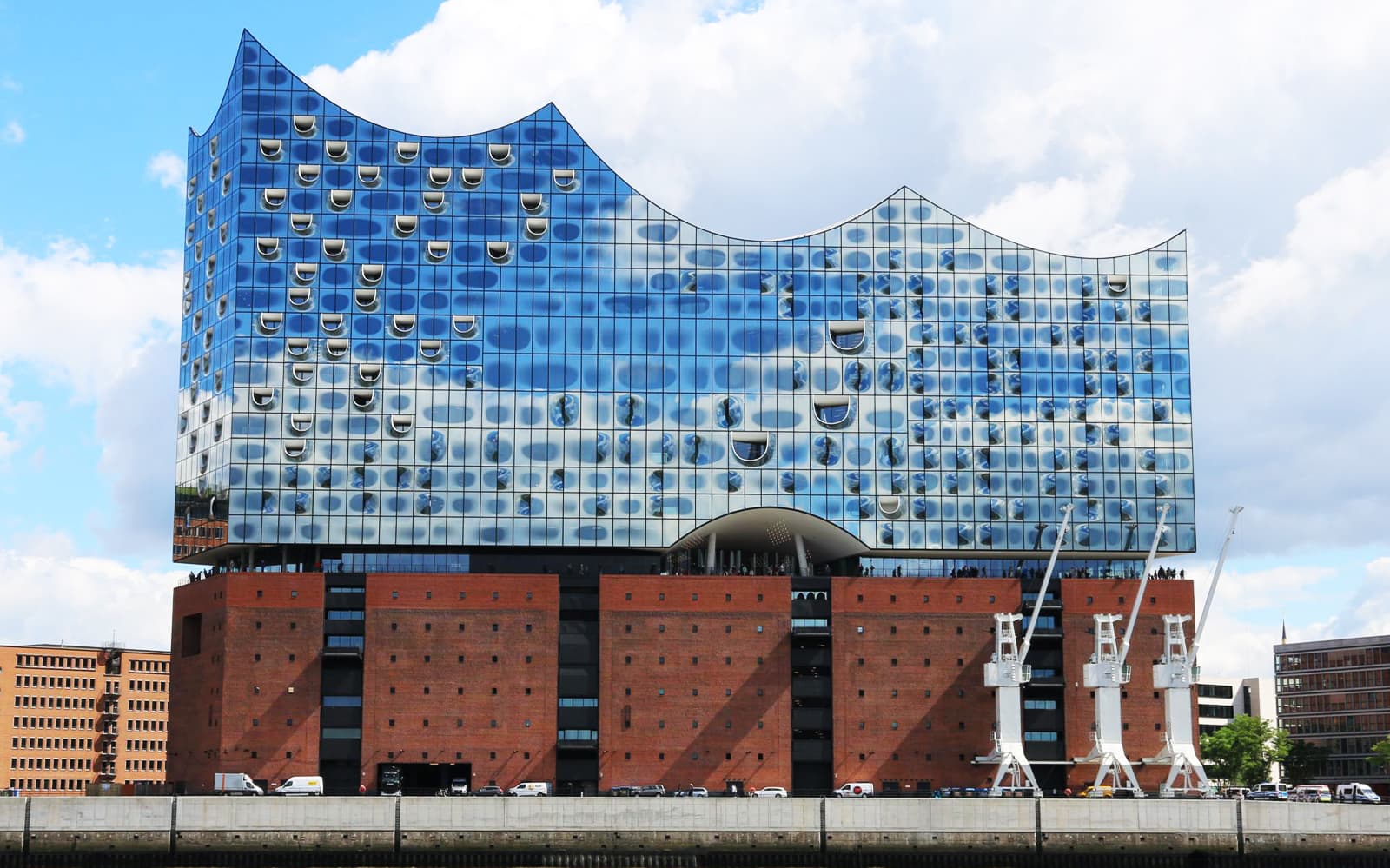 Elbphilharmonie, Warehouse District & City Combo Tour tickets in Hamburg - Features | TickYourList