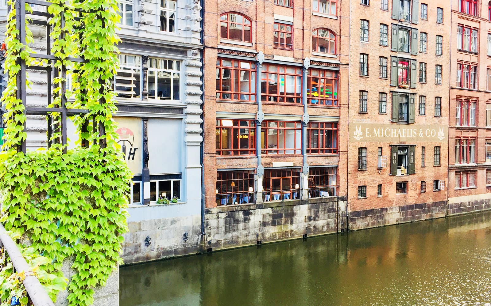 Hamburg Tour: Between the Port, Michel and Town Hall tickets in Hamburg - Features | TickYourList