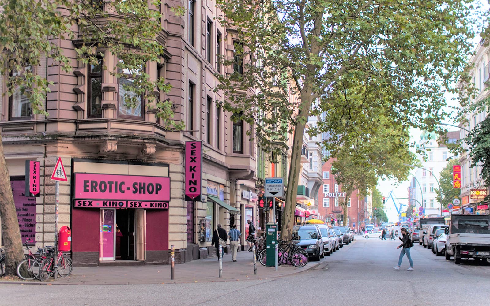 Guided Culinary Food Tour of St. Pauli tickets in Hamburg - Full Experience | TickYourList