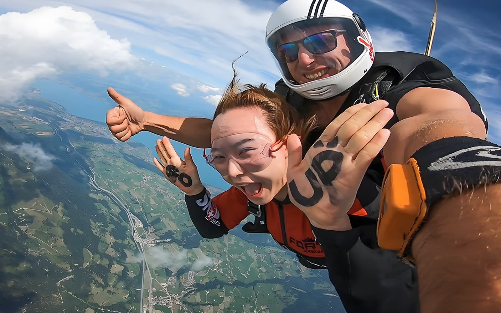 Skydive Switzerland Tickets: Tandem Skydive from 13,000 Ft in Interlaken - Highlights | TickYourList