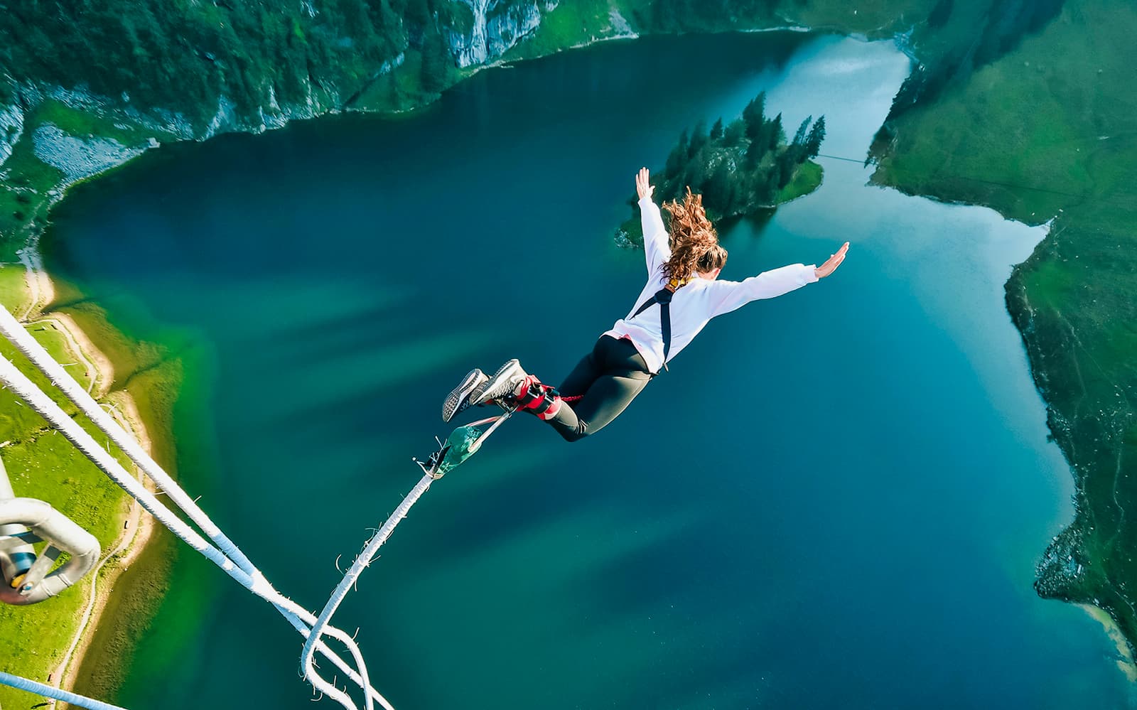 Bungy Jump Stockhorn with Gondola Ticket in Interlaken - Activities | TickYourList