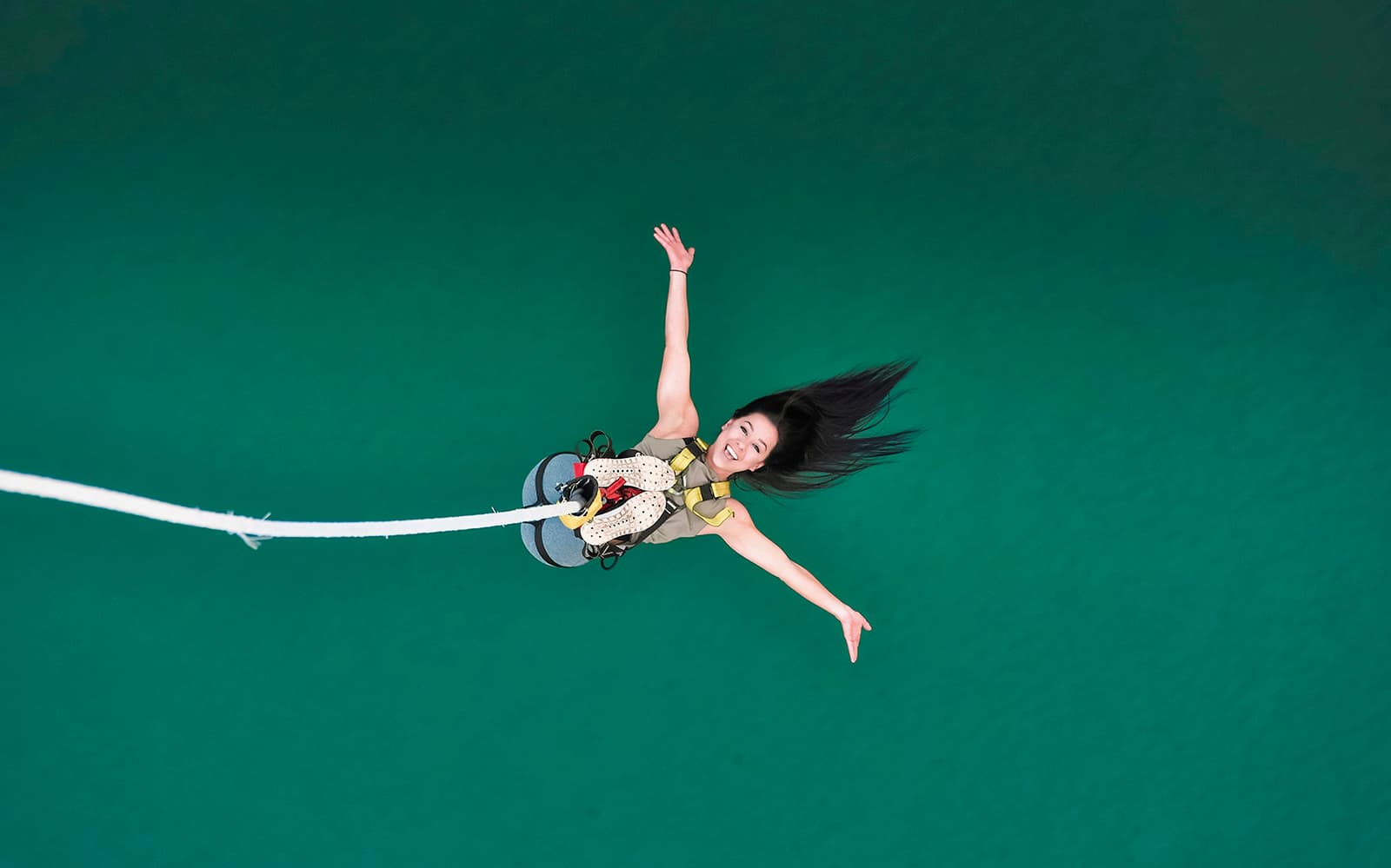 Bungy Jump Stockhorn with Gondola Ticket in Interlaken - Highlights | TickYourList