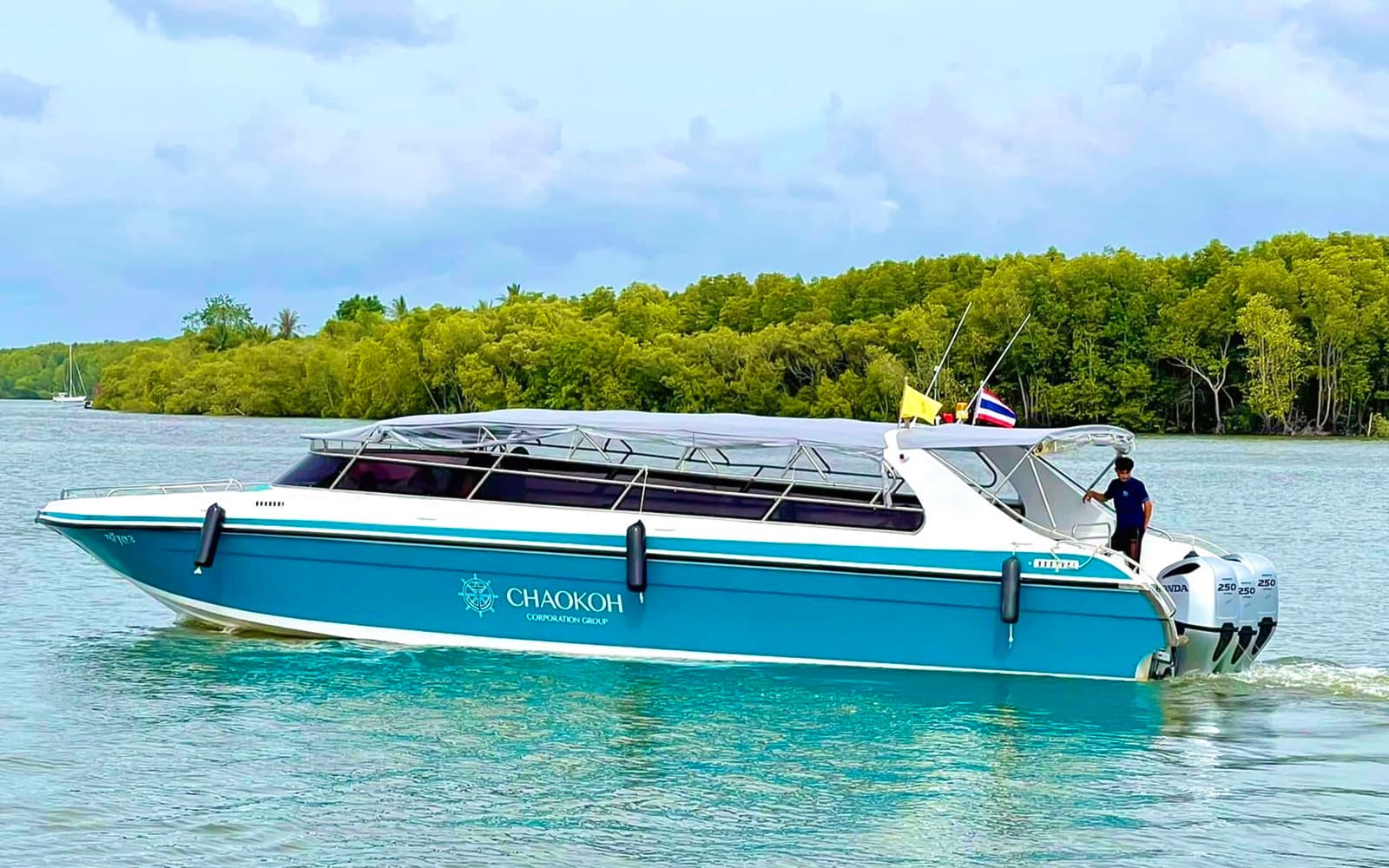 From Phi Phi: Maya Bay & Bamboo Island Tour by Speedboat