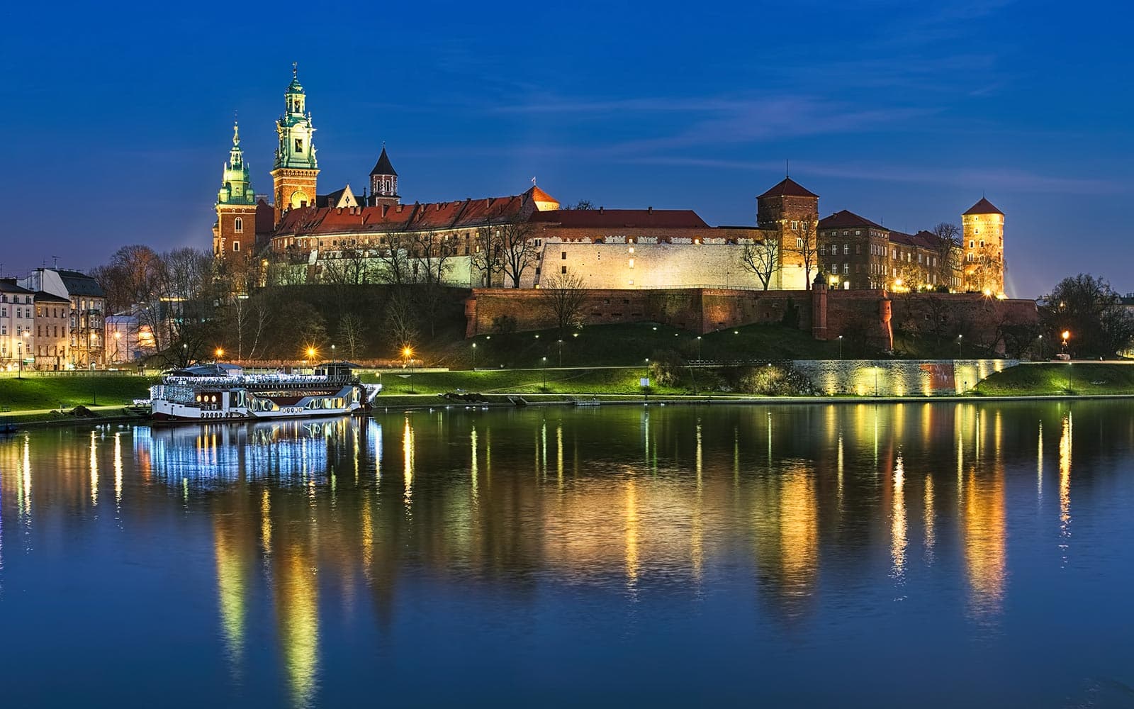 Night Lights Vistula River Cruise tickets in Krakow - Attractions | TickYourList