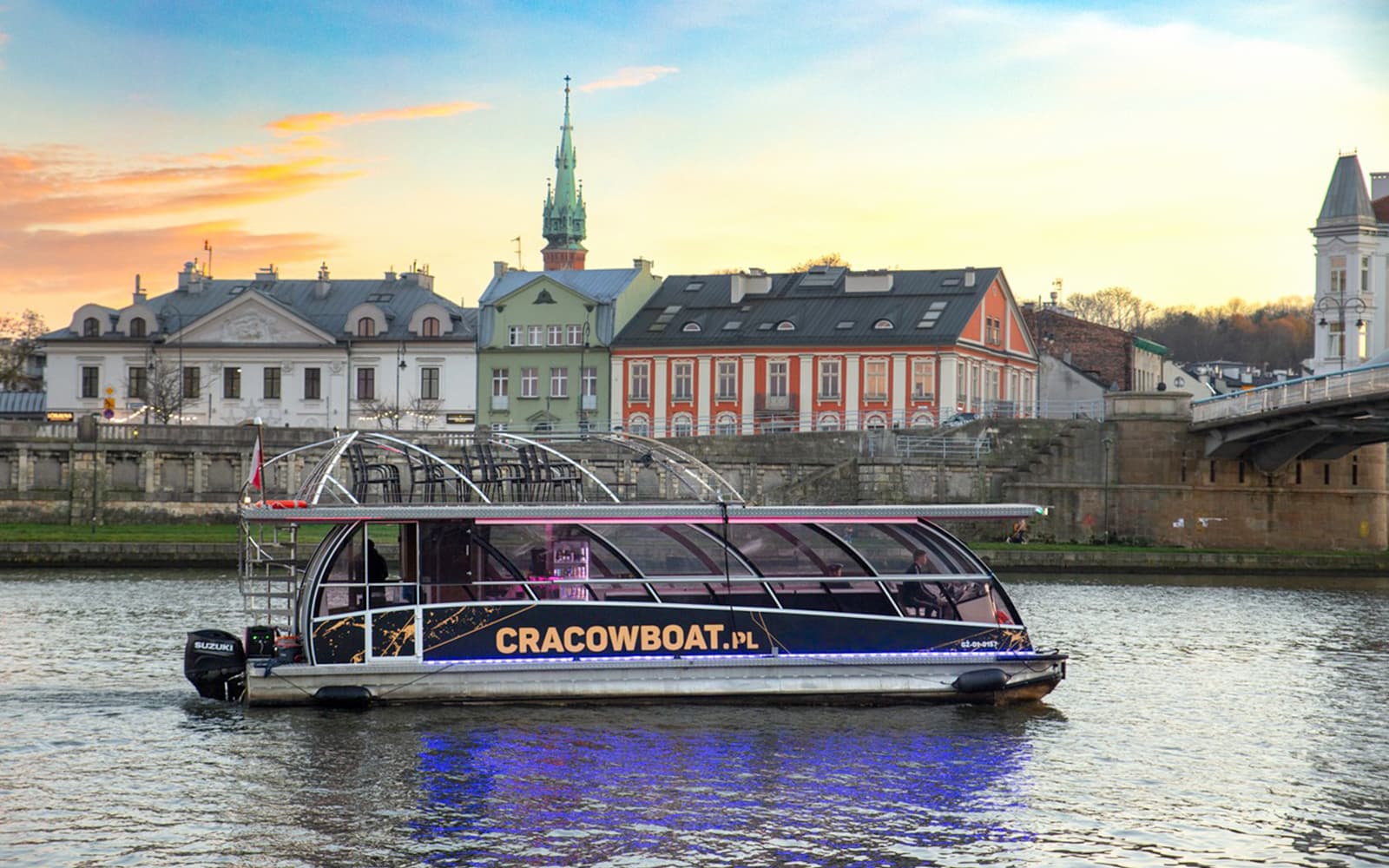 Vistula River Sightseeing Cruise on Catamaran tickets in Krakow - Highlights | TickYourList