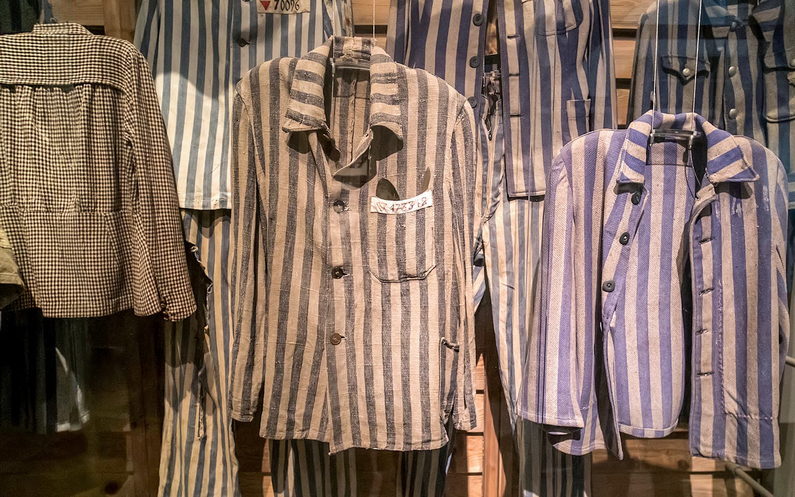 From Warsaw: Auschwitz-Birkenau Guided Tour with Transfers tickets in Krakow - Highlights | TickYourList