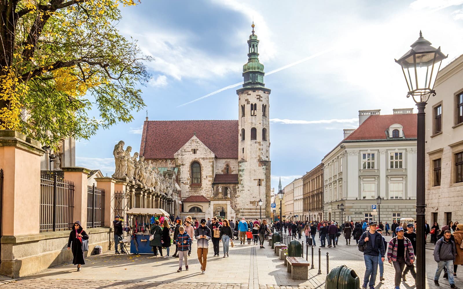 Krakow Old Town: St. Mary's Basilica and Rynek Underground Guided Tour