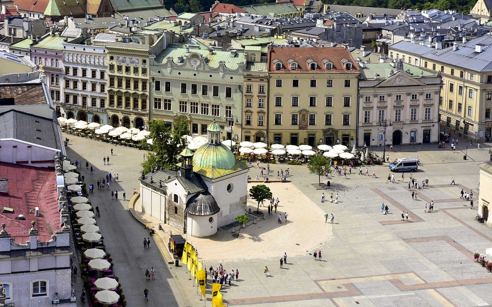 Krakow Old Town: St. Mary's Basilica and Rynek Underground Guided Tour tickets in Krakow - Activities | TickYourList