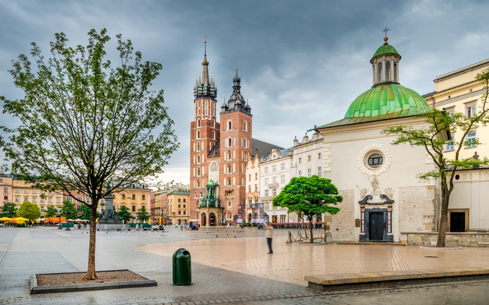 Krakow Old Town & Saint Mary's Basilica Express Guided Tour tickets in Krakow - Activities | TickYourList