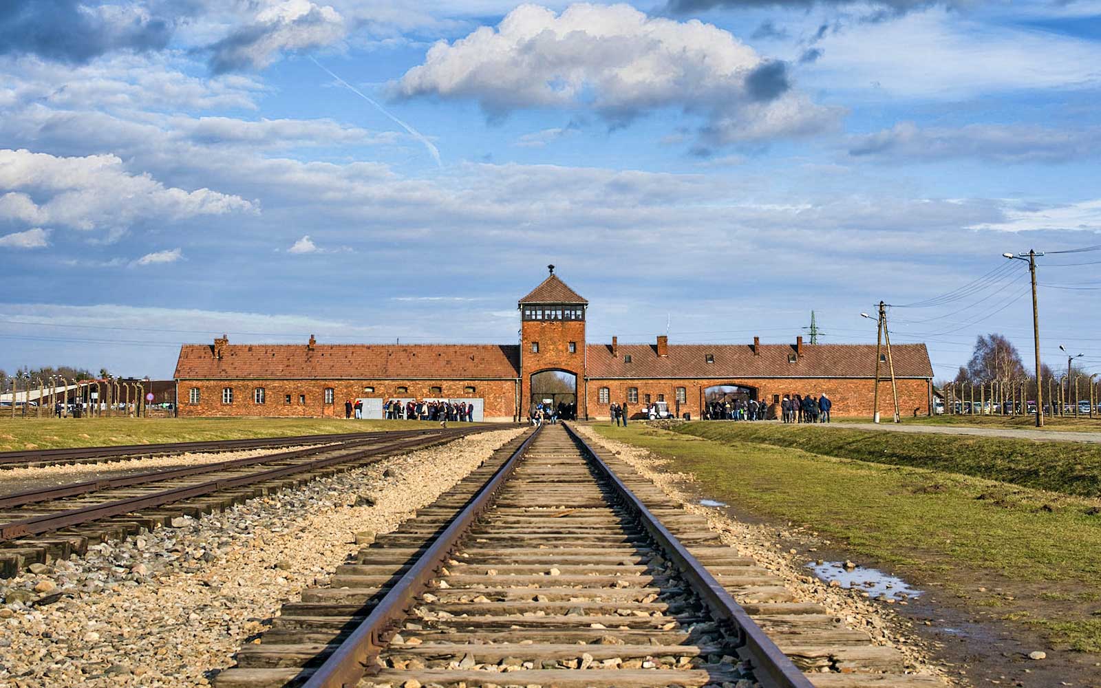 Round-Trip Tickets: Auschwitz-Birkenau Museum to/from Krakow Bus Station in Krakow - Attractions | TickYourList