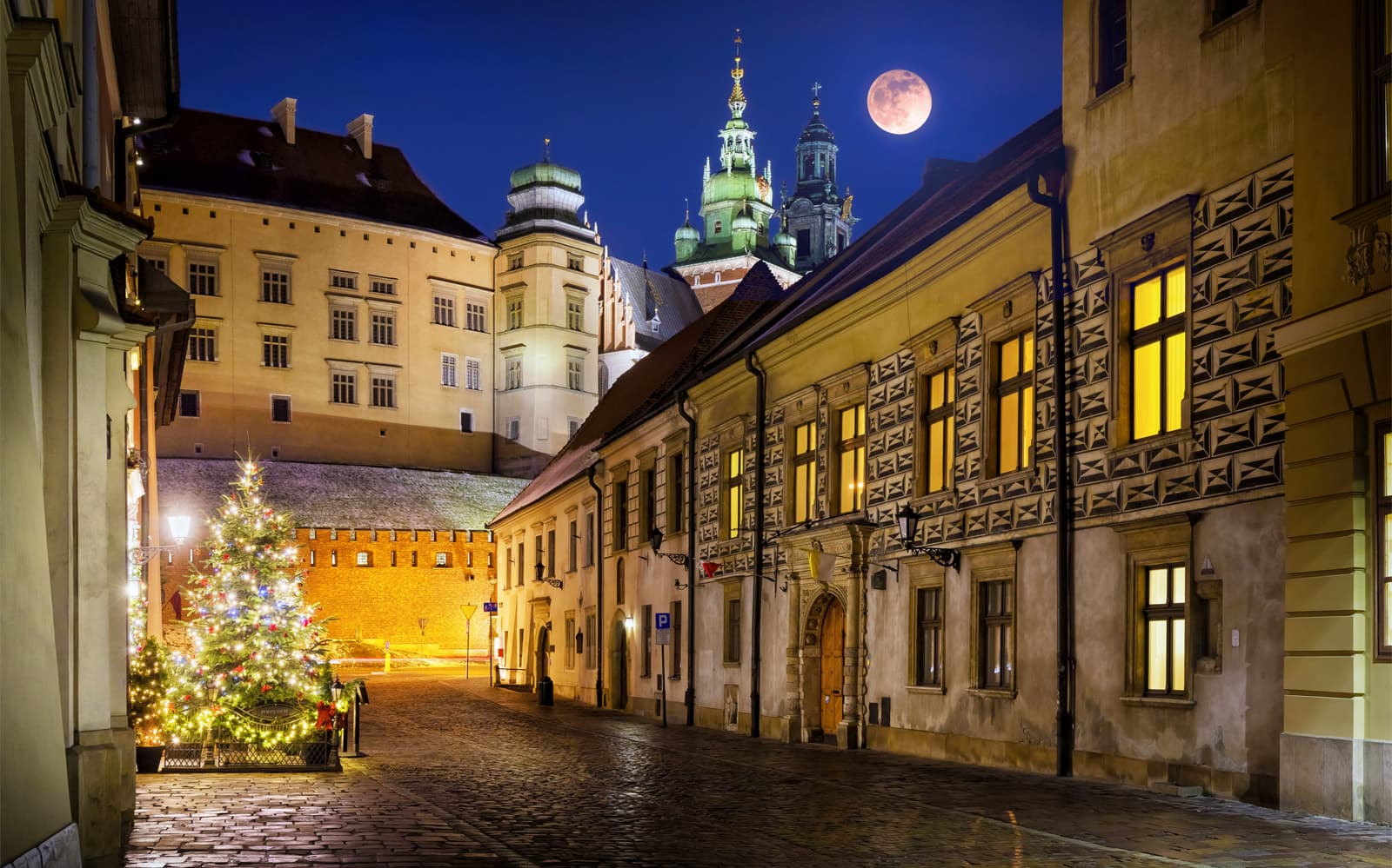 Creepy Krakow: 2-Hour City Walking Tour tickets in Krakow - Features | TickYourList