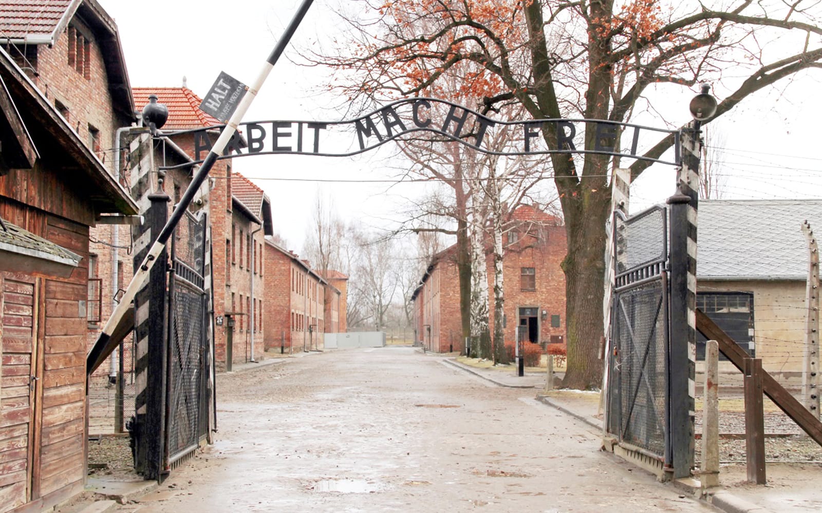 2-Day Guided Tour of Auschwitz-Birkenau & Schindler's Factory with Krakow Transfers tickets in Krakow - Features | TickYourList