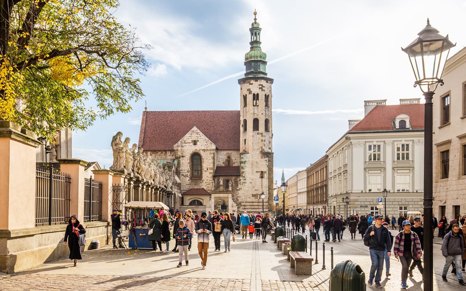 Guided Food Tour in Krakow with Tapas & Wine Tasting