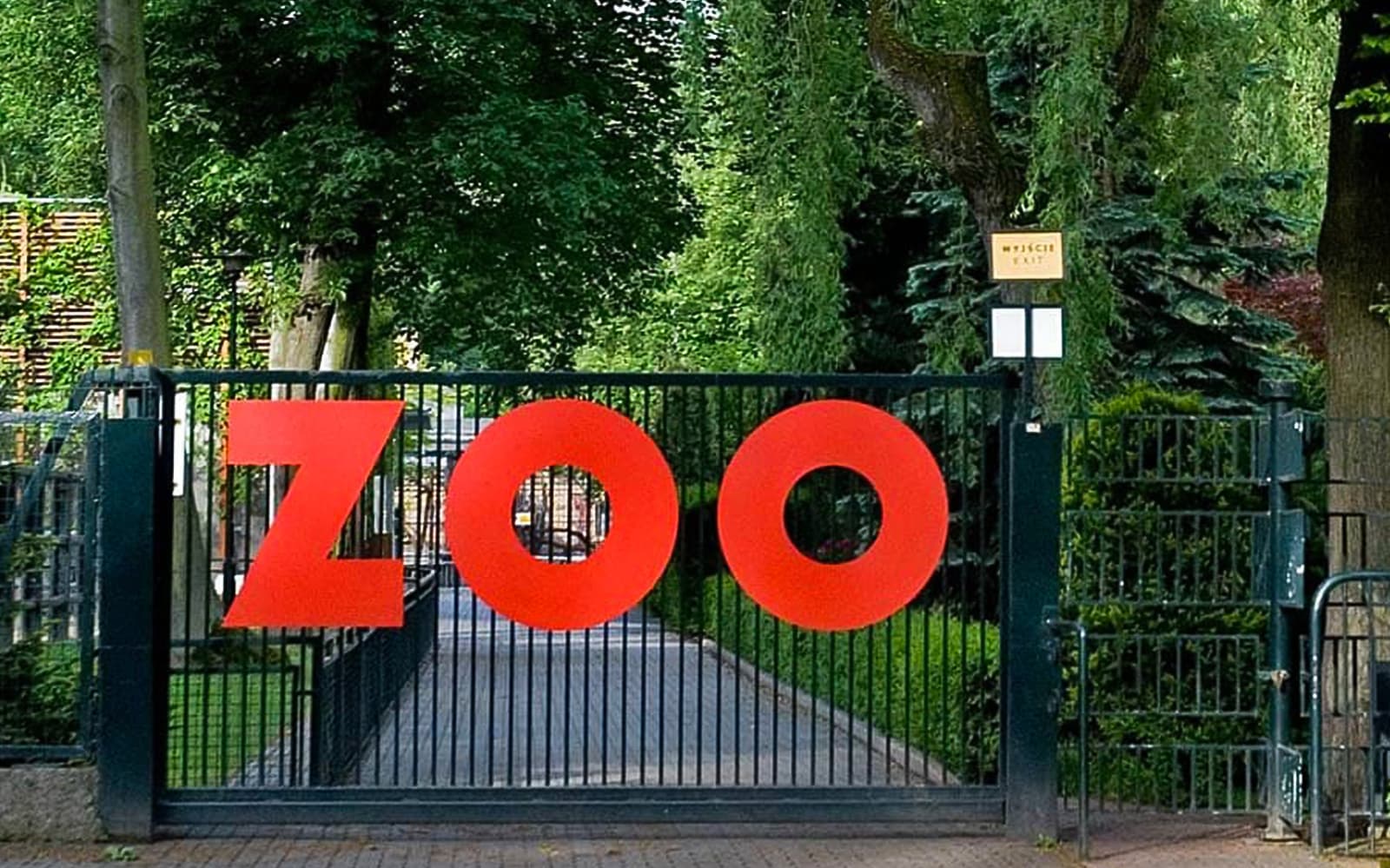 Entry Tickets to Krakow Zoo in Krakow - Features | TickYourList