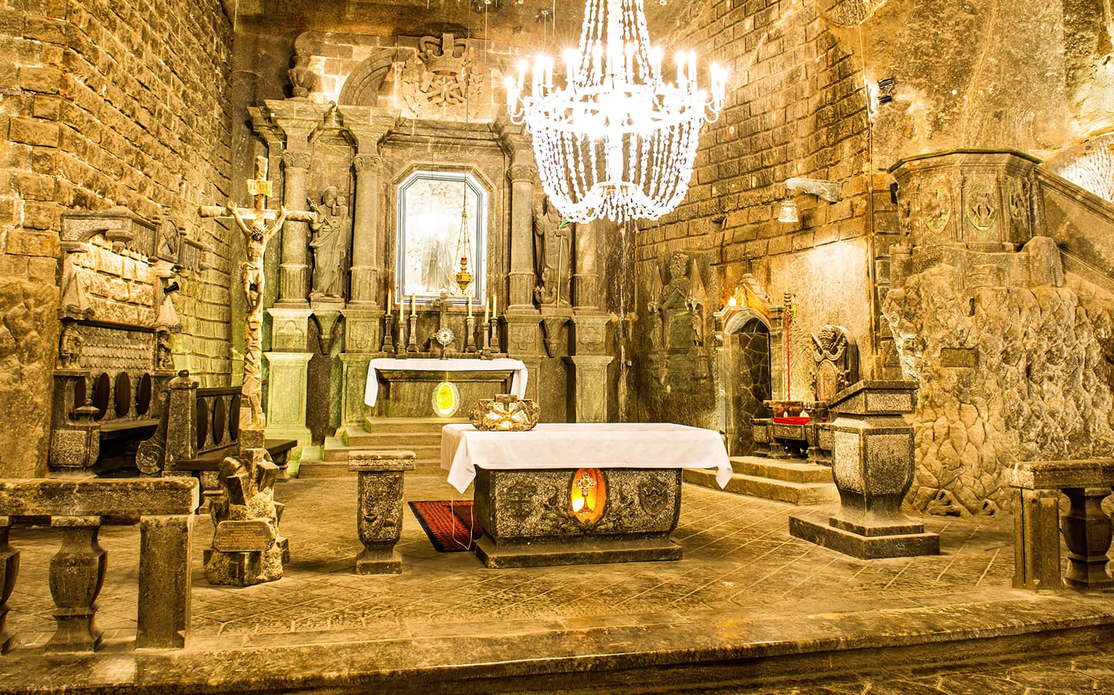 Krakow: Old Town by Golf Cart, Wawel Castle and Salt Mine Wieliczka Guided Tour tickets in Krakow - Activities | TickYourList