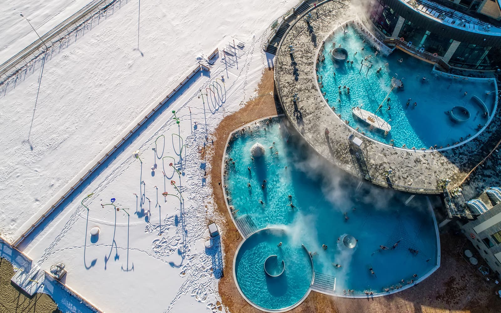 Full-Day Tickets for Skiing & Chochołów Thermal Baths from Krakow in Zakopane - Features | TickYourList