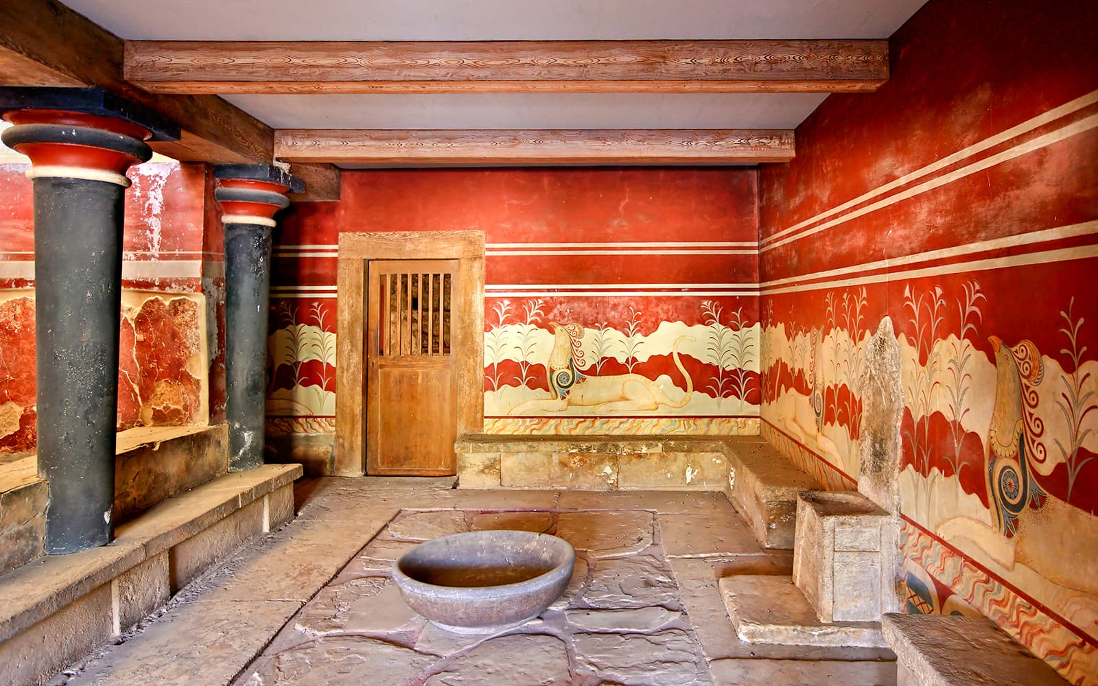 Knossos Palace Archaeological Site Tickets with Audio Guide in Heraklion - Highlights | TickYourList